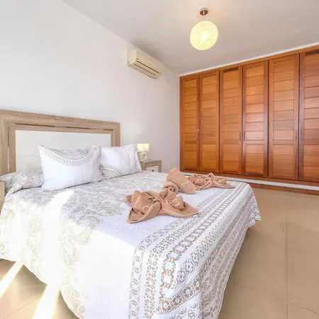 Tatil Evi Bella Vista - Shared Pool And Bbq By Lanzarote Vacation Homes